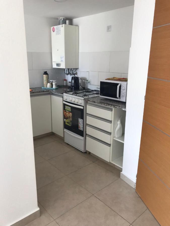 Dto Nuevo Barrio Universitario II , Wifi Y Cochera-Check In Express-Pet Friendly Bahía Blanca エクステリア 写真