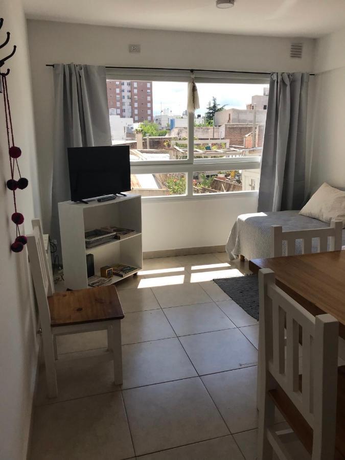 Dto Nuevo Barrio Universitario II , Wifi Y Cochera-Check In Express-Pet Friendly Bahía Blanca エクステリア 写真
